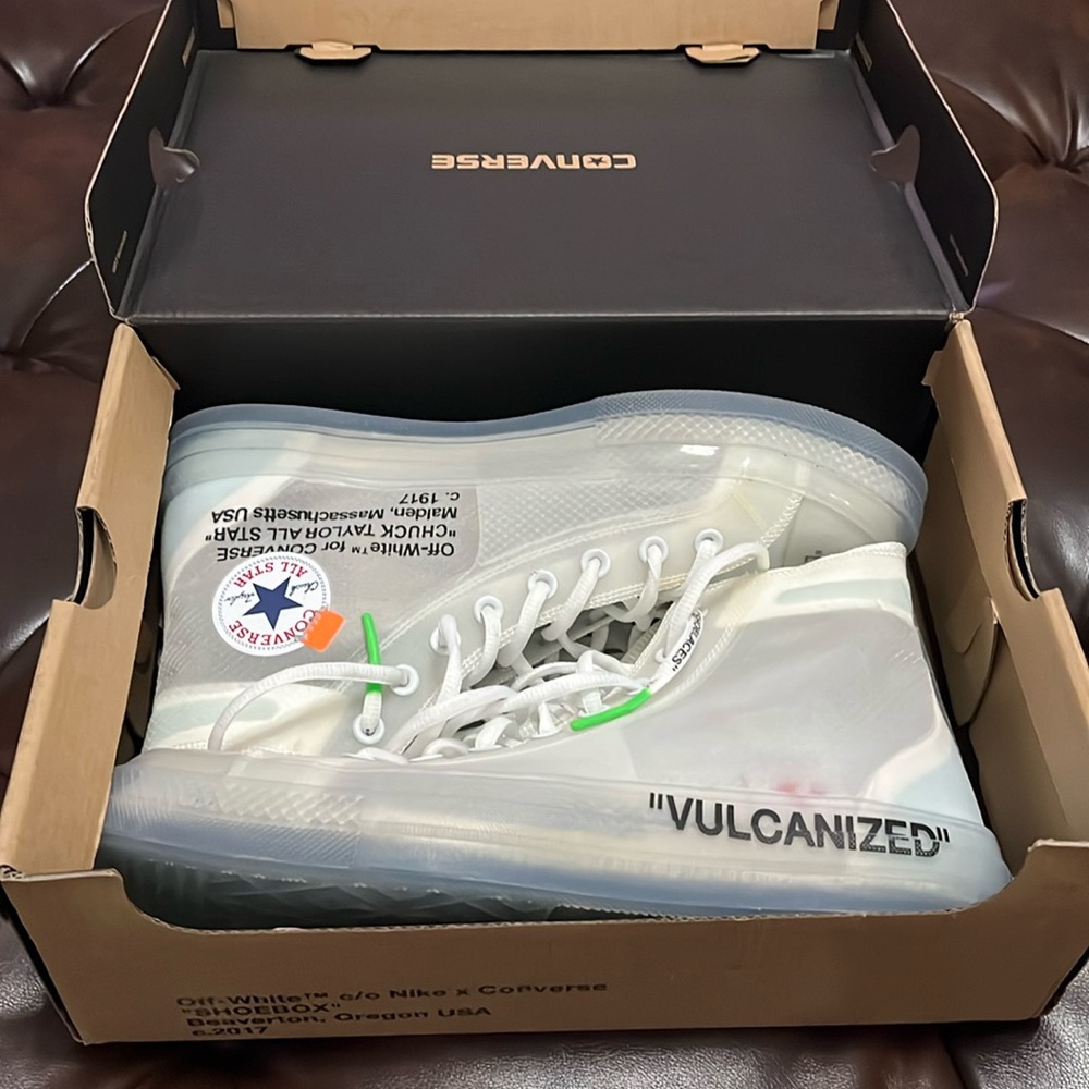 Vulcanize Converse Chuck Taylor’s